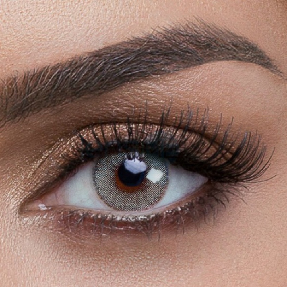 Natural Colors Cristal (light mint/grey) for eyes